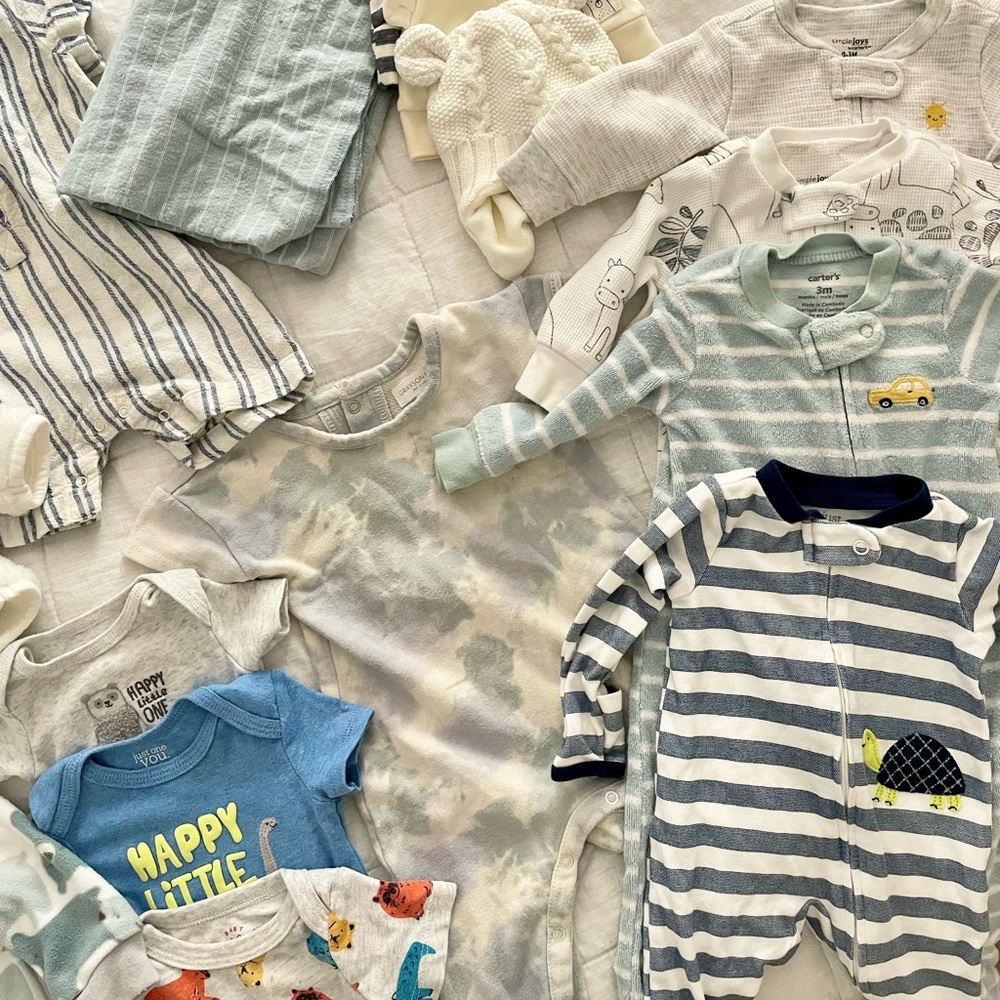 LOT of NB & 0-3 Month Baby Clothing Bundle Carter’s, Gap, Nordstrom, GUC